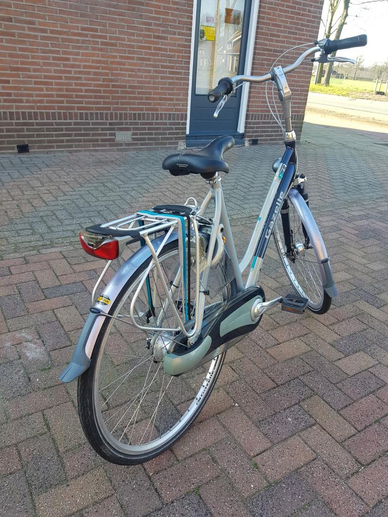 Mooie Gazelle dames fiets met voorvering, zo goed als nieuw, Versnellingen, Zo goed als nieuw, Gazelle, 56 cm of meer