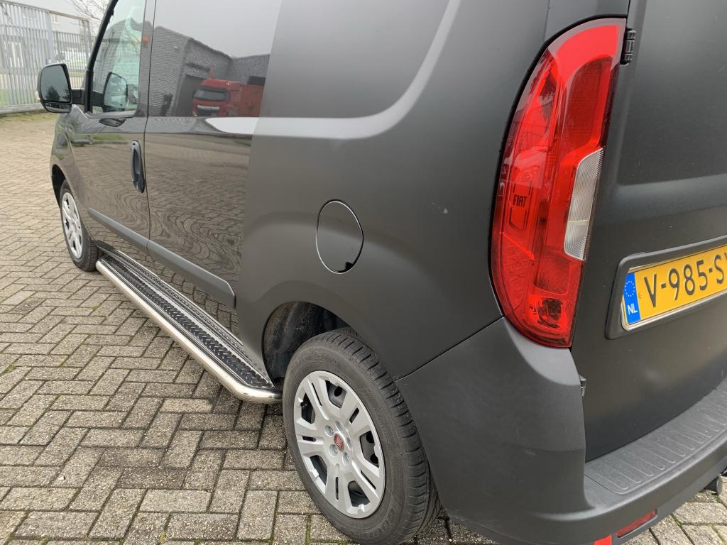 Opel Combo 2018+ Sidebars met rvs trede, Niet ingevuld, Niet ingevuld, Niet ingevuld