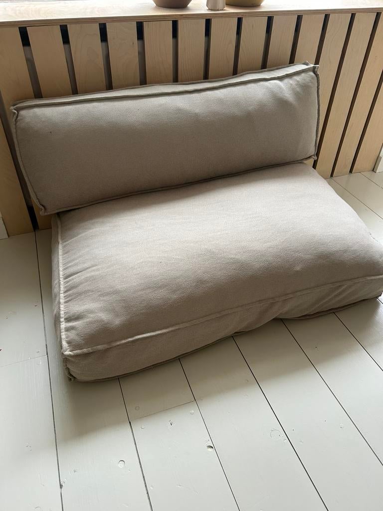 Tuinkussens beige |plofkussens  palletkussens, Tuin en Terras, Tuinmeubel-accessoires, Ophalen, Zo goed als nieuw