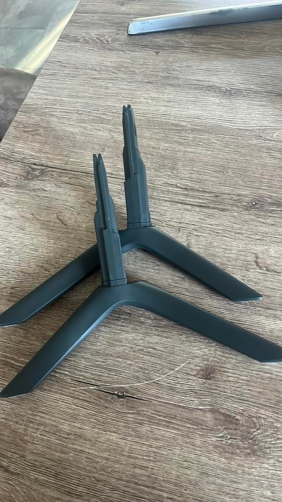 Voetjes Samsung Qled tv (QE50Q64T, QE55Q64T, QE58Q60T e.a), Ophalen of Verzenden, Zo goed als nieuw