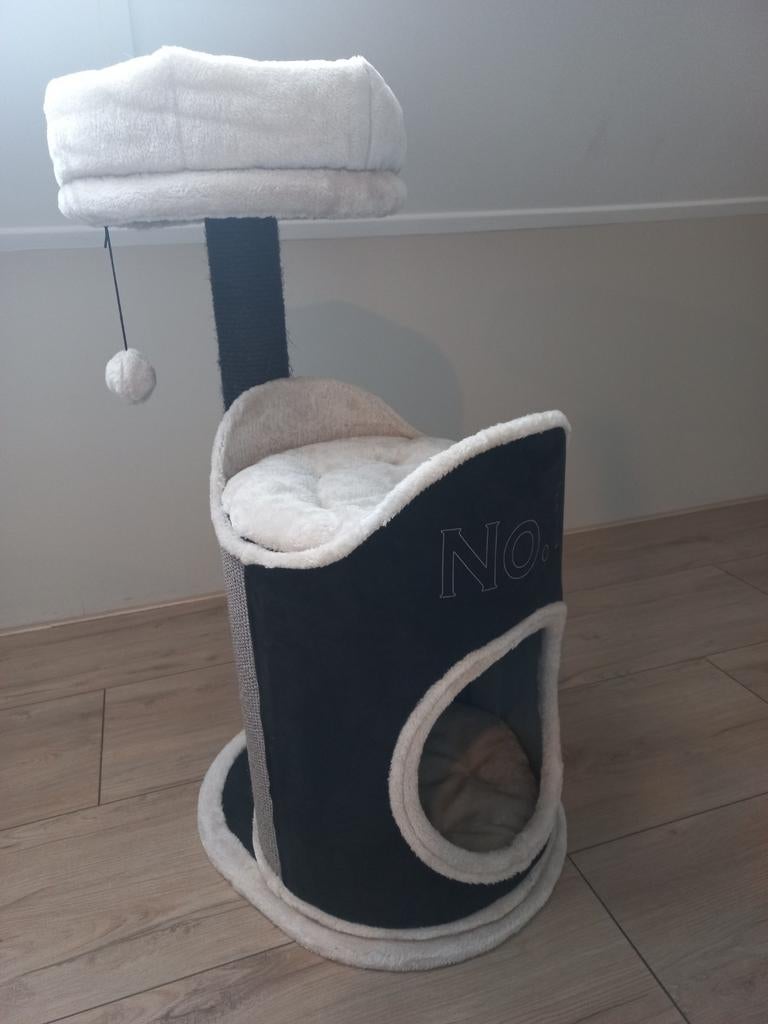 Trixie Krabpaal, Ophalen, Zo goed als nieuw, Krabpaal