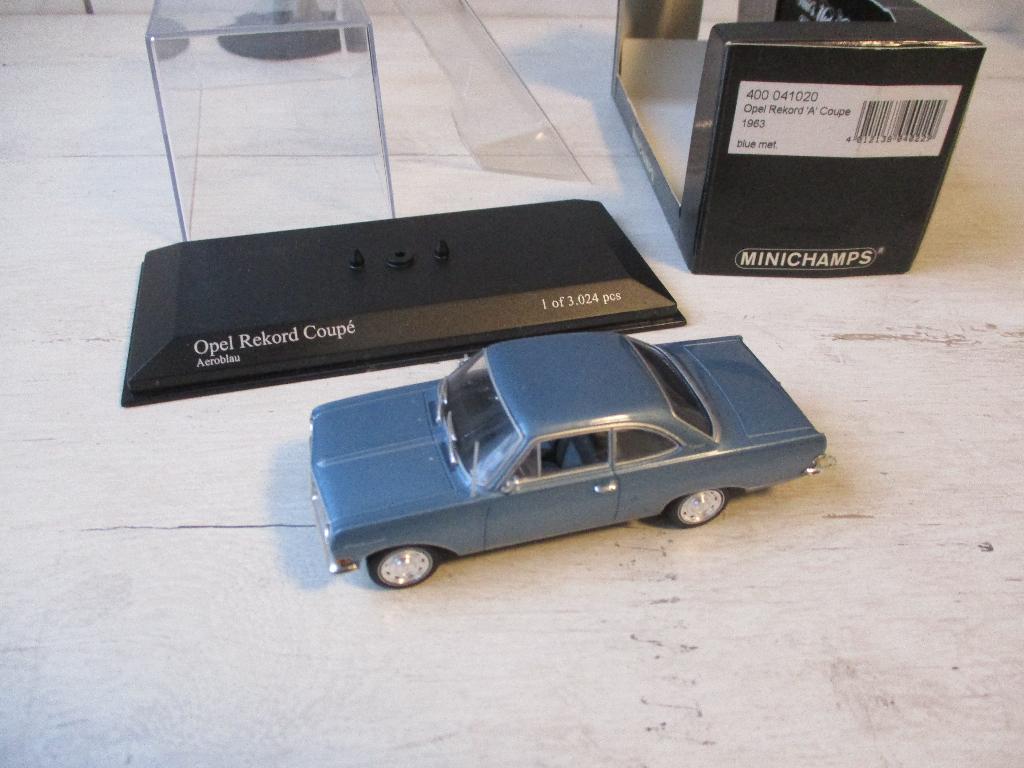 Minichamps Opel Rekord Coupe Aeroblau Metalic 1963, Ophalen, Nieuw, Auto, MiniChamps