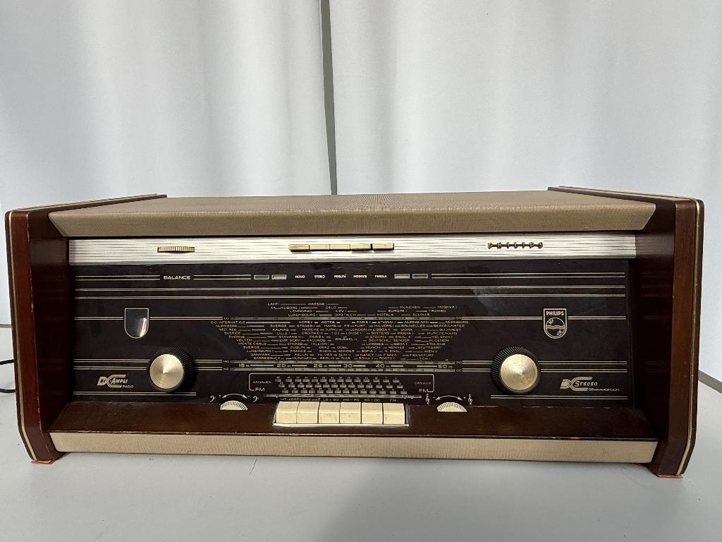 Originele philips buizenradio B6X94A, Ophalen
