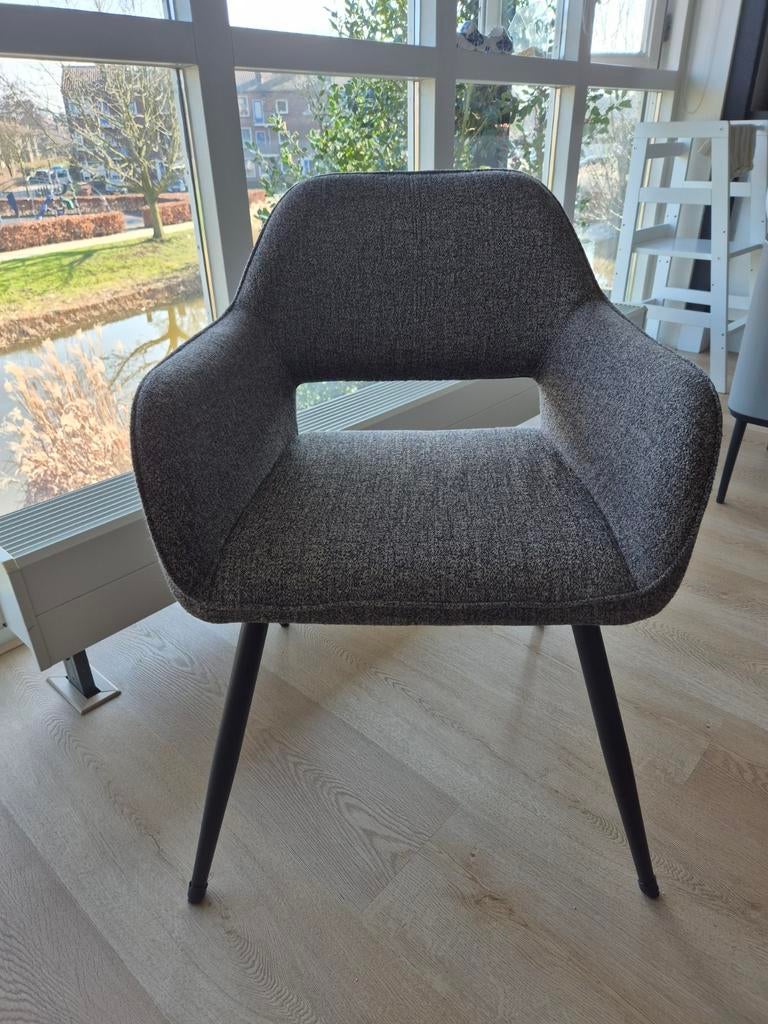 Vier Eetkamerstoelen Bouclé Stof Zwart Metalen Poten, Ophalen, Zo goed als nieuw, Vier, Stof