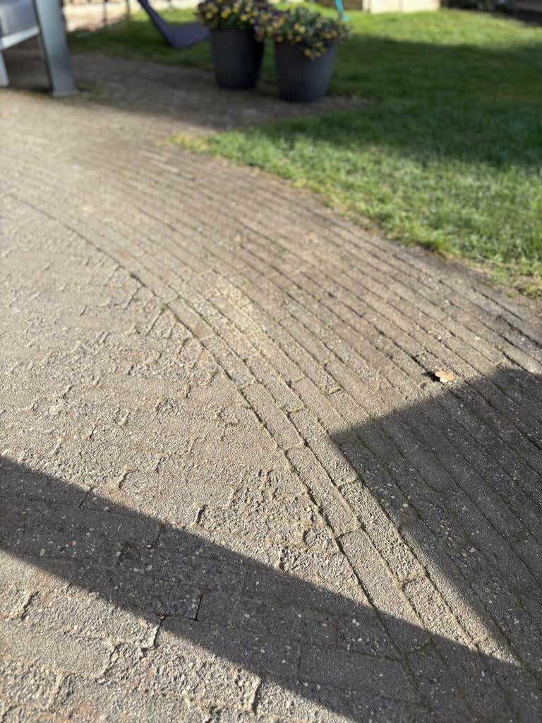 Gratis: Klinkers voor terras 50m2, Ophalen, Gebruikt, Klinkers, 10 m² of meer