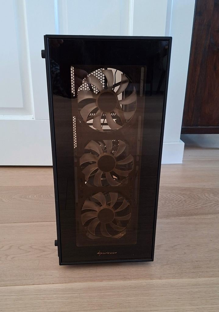 Sharkoon computerbehuizing, Ophalen