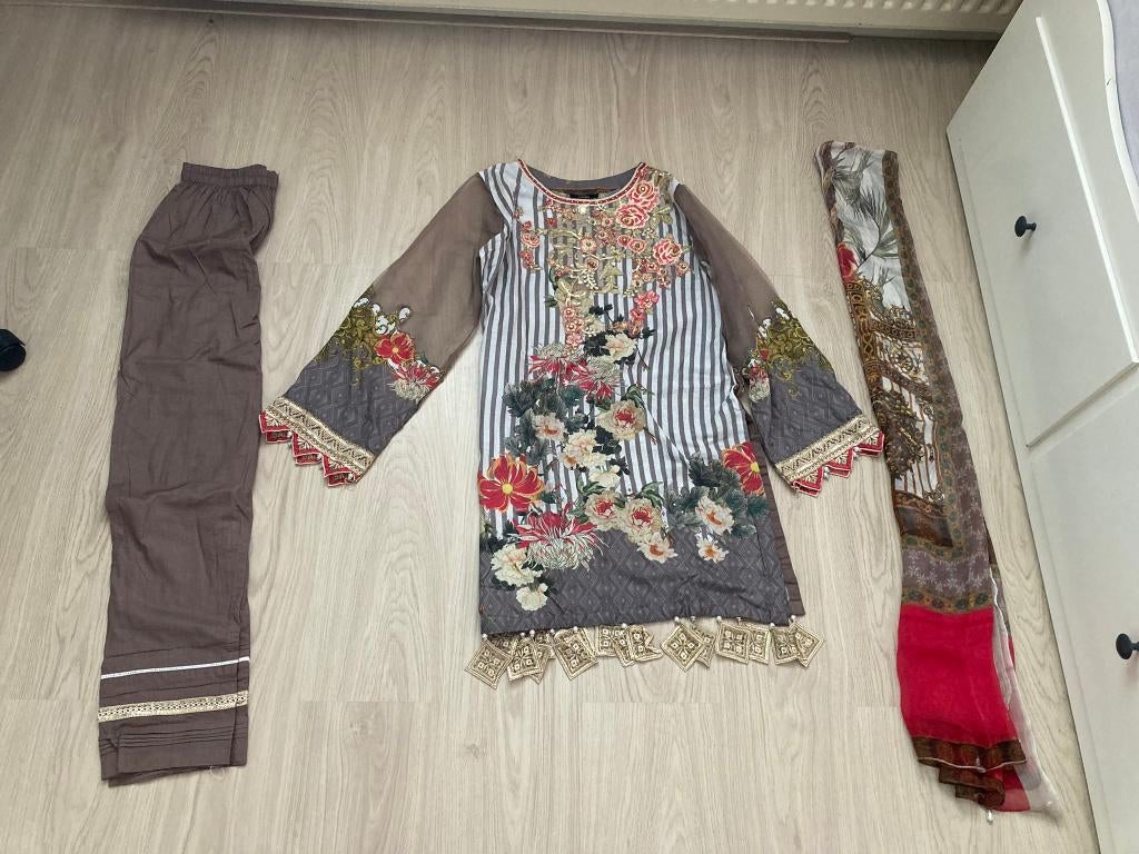 Indiase/ Pakistaanse/ Bollywood kleding, Overige typen, Maat 42/44 (L), Nieuw, Ophalen of Verzenden