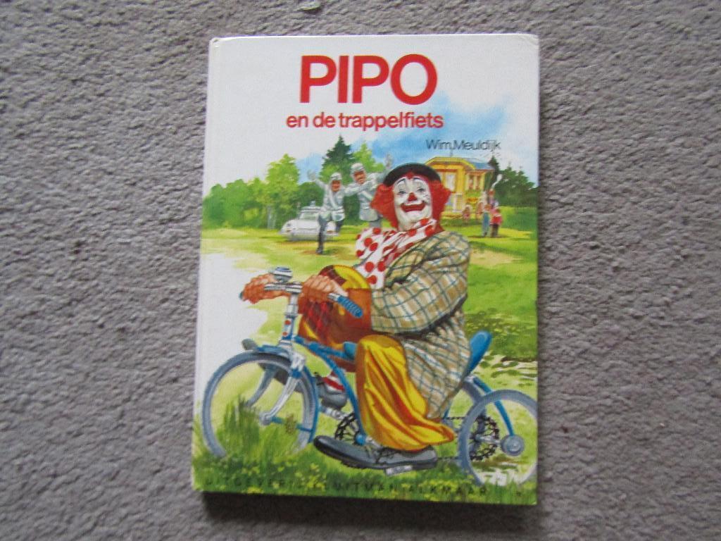 Boek: Pipo en de trappelfiets, Boeken, Ophalen of Verzenden, Gelezen, Wim Meuldijk, Fictie algemeen
