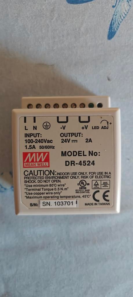 Mean Well DR-4524 DIN-rail voeding 24V 2A, Ophalen of Verzenden, Gebruikt