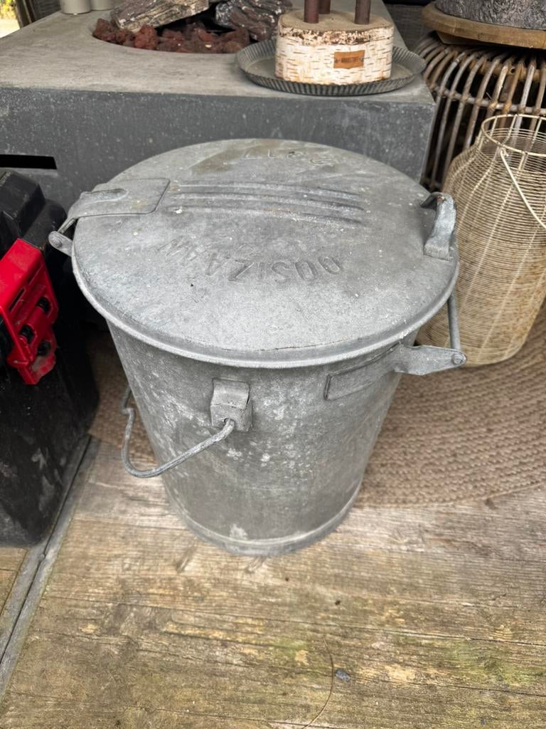 Zinken vuilnisemmer almere, Ophalen, Zo goed als nieuw, Minder dan 50 cm