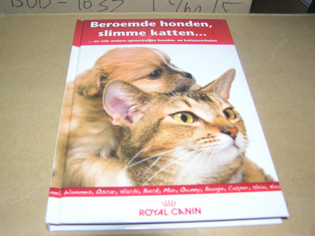 Beroemde Honden, Slimme Katten, Honden, Diverse auteurs, Ophalen of Verzenden, Zo goed als nieuw