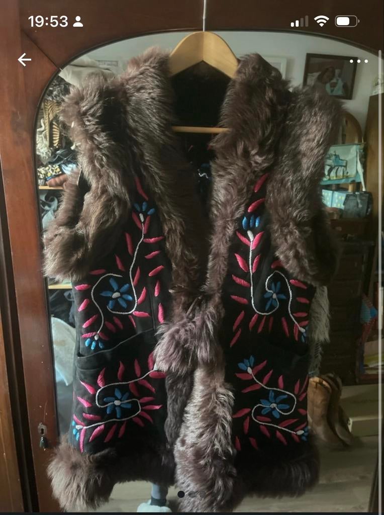 Boho Ibiza sheepskin bodywarmer, Kleding | Dames, Bodywarmers, Ophalen of Verzenden, Nieuw, Maat 42/44 (L), Zwart