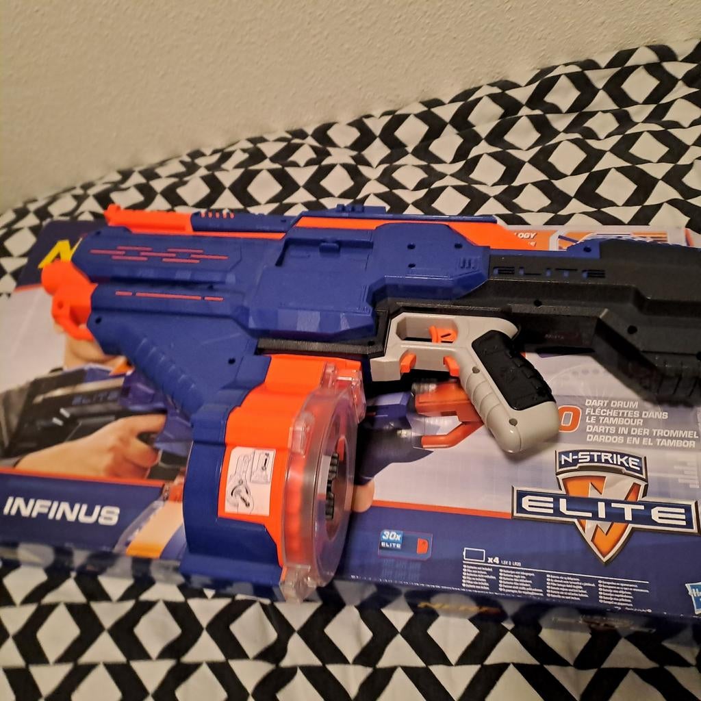 Nerf Gun Automatisch - Nerf N-Strike Elite Infinus, Ophalen, Zo goed als nieuw, Jongen of Meisje