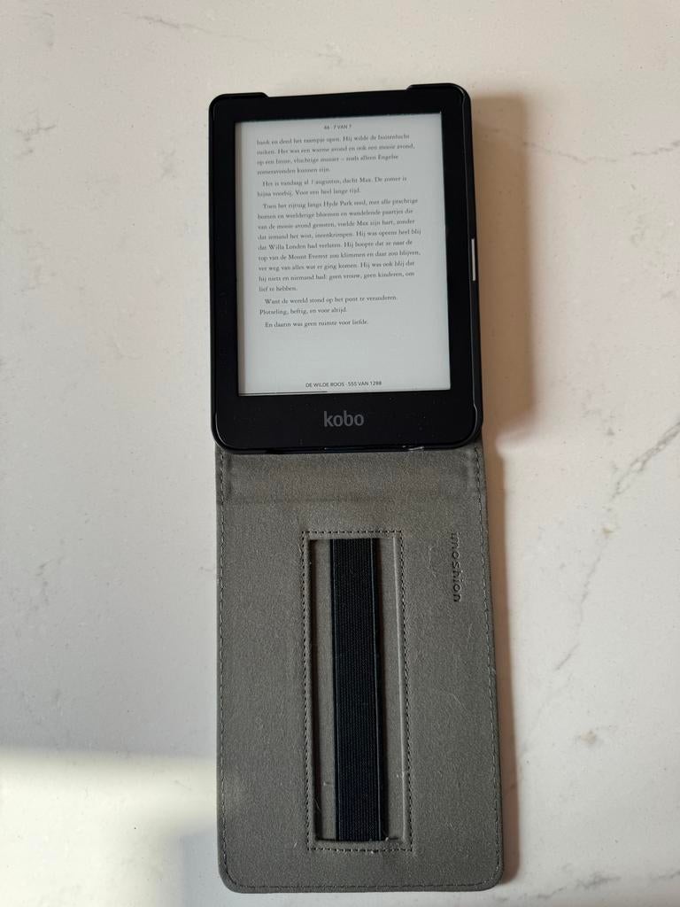 Hoes voor Kobo Clara Ereader, Gebruikt, 8 GB, Ophalen of Verzenden, Touchscreen