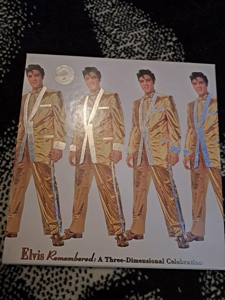 Elvis presley boek het is ophaale, Ophalen of Verzenden, Zo goed als nieuw, Mode algemeen