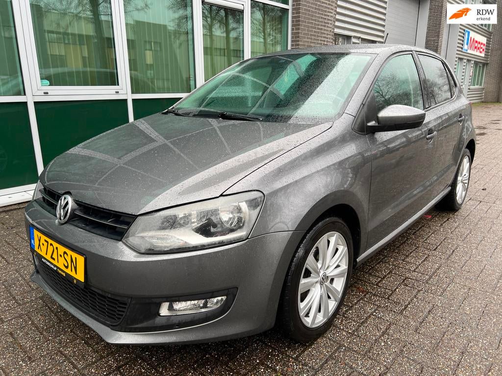 Volkswagen Polo 1.2-12V Comfortline - AIRCO - NETJES !, Voorwielaandrijving, Euro 5, Zwart, 1198 cc