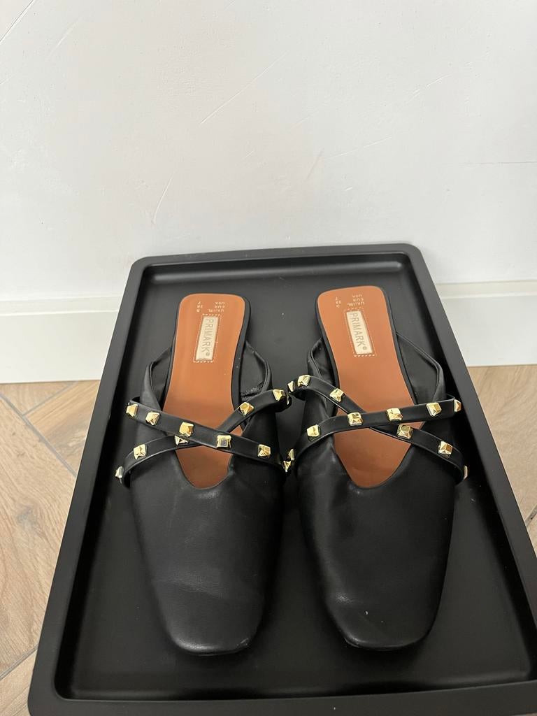 Primark Zwarte Instappers met Studs - Maat 38, Ophalen of Verzenden, Gedragen, Zwart, Instappers