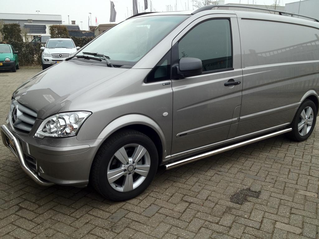 Mercedes Viano Sidebars rechte buis