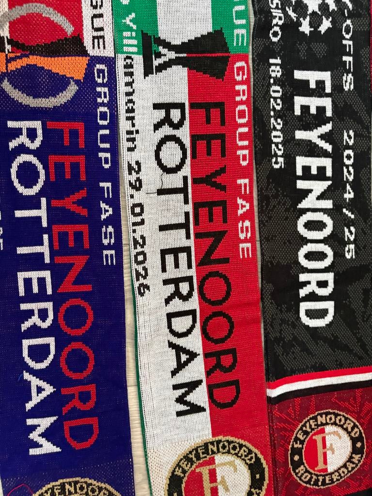 Feyenoord Uit Sjaals - Diverse Europese Wedstrijden, Ophalen of Verzenden, Nieuw, Feyenoord, Vaantje of Sjaal