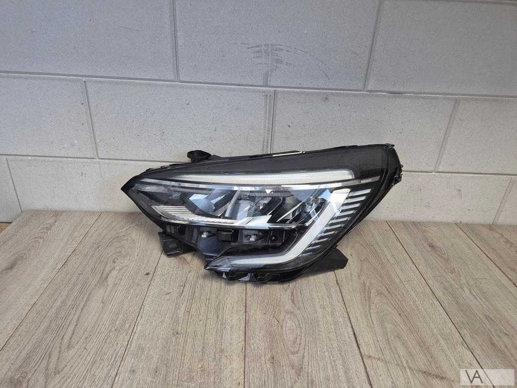 Renault Clio 5 2019 - 2024 koplamp links LED met module €350, Gebruikt, -, Renault, -