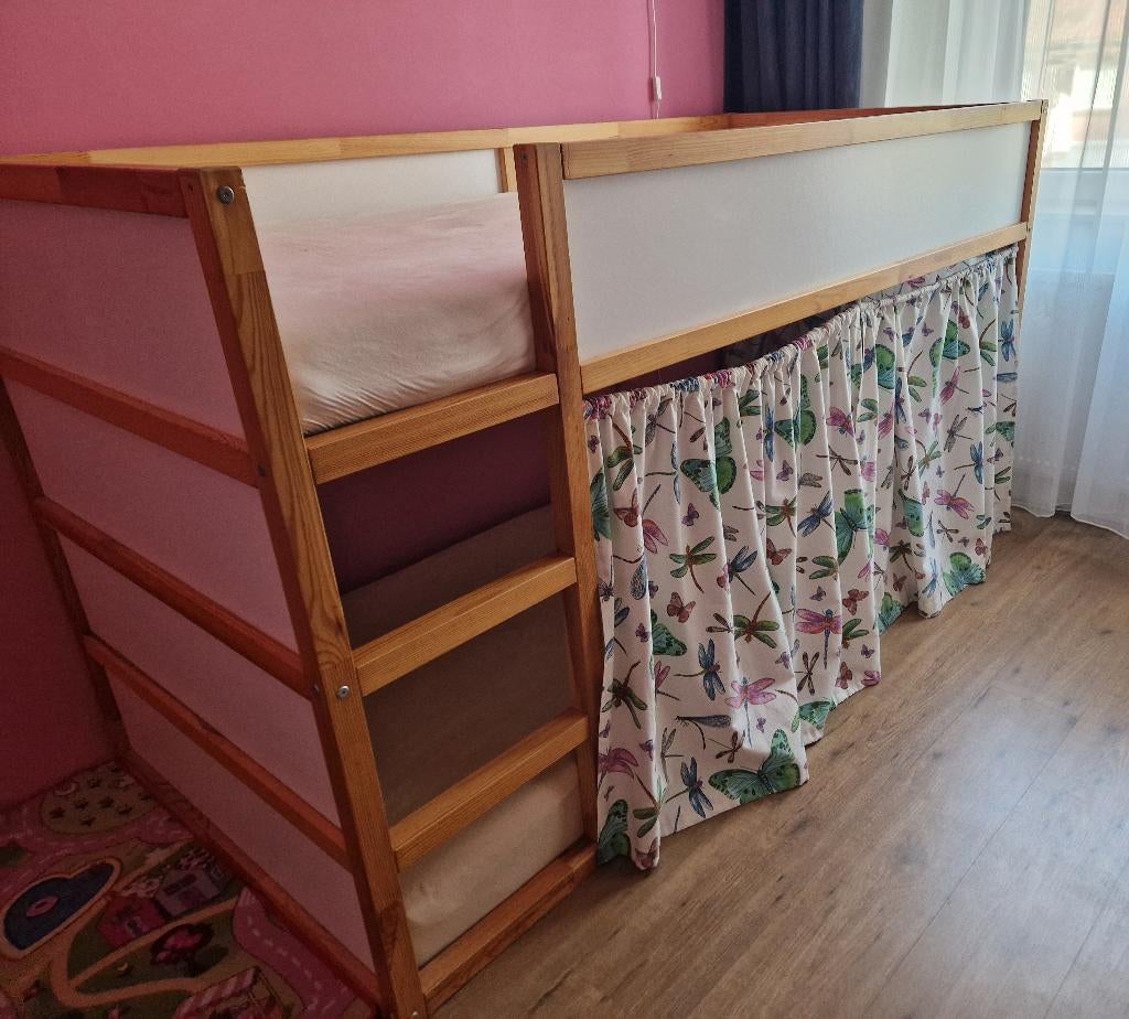Ikea kura bed met handgemaakte gordijnen, Ophalen, 85 tot 100 cm, Gebruikt, Lattenbodem