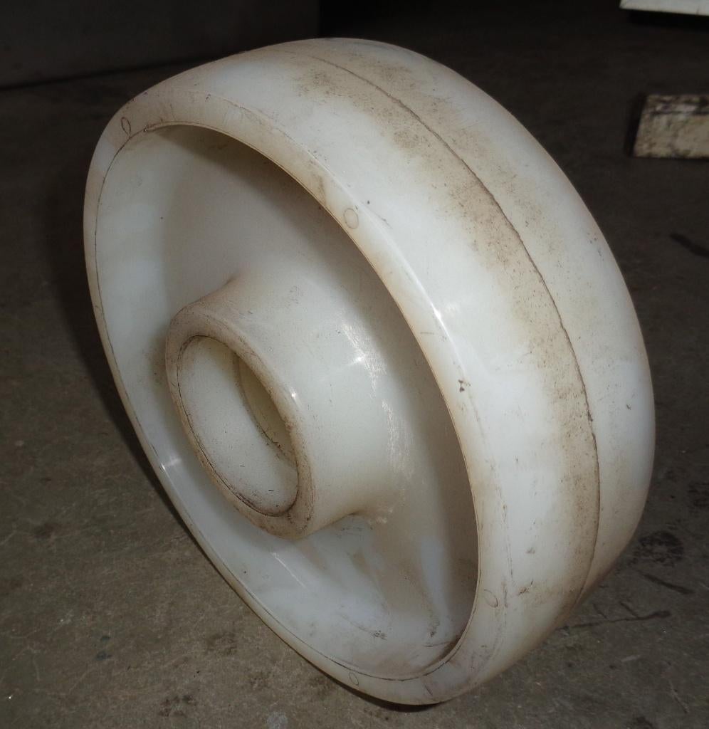 Nylon wiel 180 rond, 50 mm breed, met 2 kamers tbv lager, Doe-het-zelf en Verbouw, Zwenkwielen, Ophalen of Verzenden, Nieuw