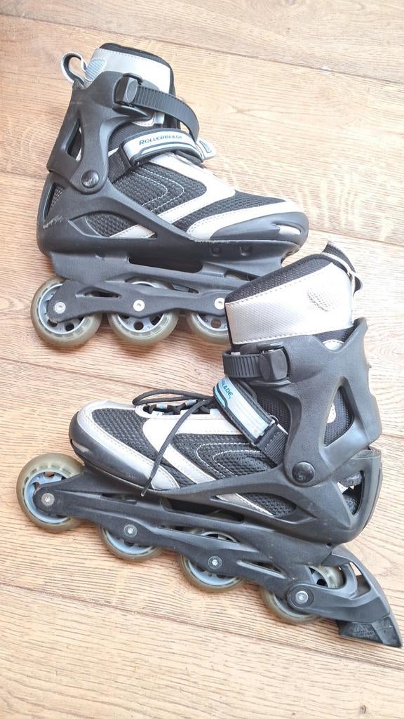 Skeelers (mt 40), Verstelbaar, Dames, Zo goed als nieuw, Inline skates 4 wielen