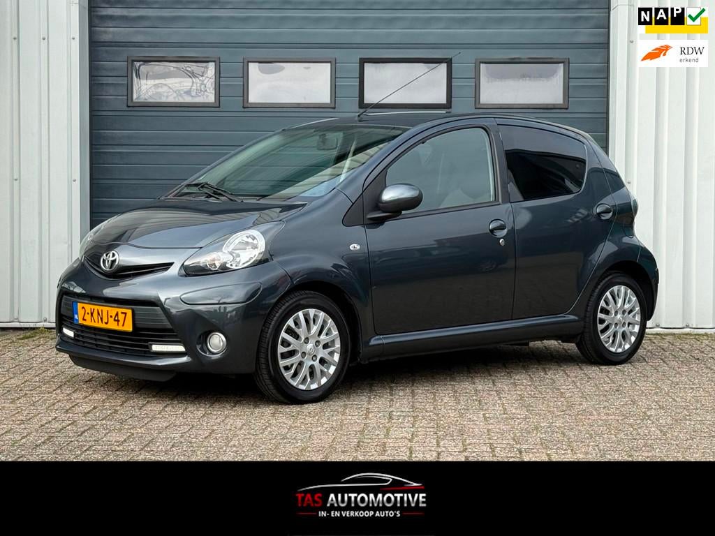 Toyota Aygo 1.0 VVT-i Aspiration 5-deurs 1e EIG/AIRCO/NAP, Voorwielaandrijving, Euro 5, Gebruikt, Origineel Nederlands