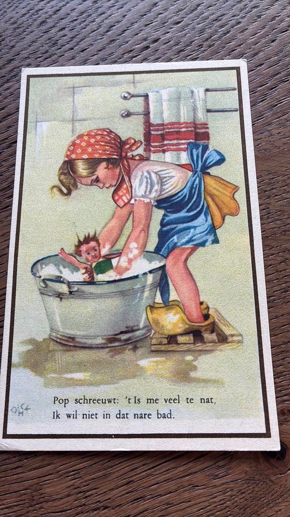 Kinderkaart.Pop schreeuwt ik wil niet in dat nare bad, Ophalen of Verzenden, 1940 tot 1960, Kinderen