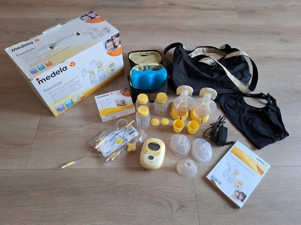 Medela Freestyle Dubbele Elektrische Borstkolf, Ophalen of Verzenden, Gebruikt, Borstkolf