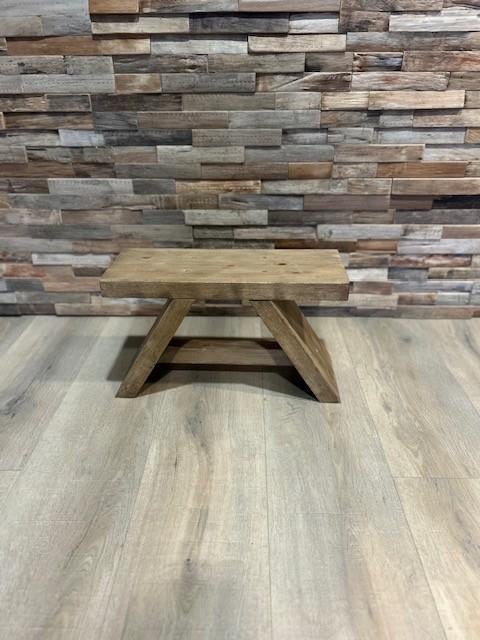 Houten krukje, Ophalen of Verzenden, Nieuw, Hout