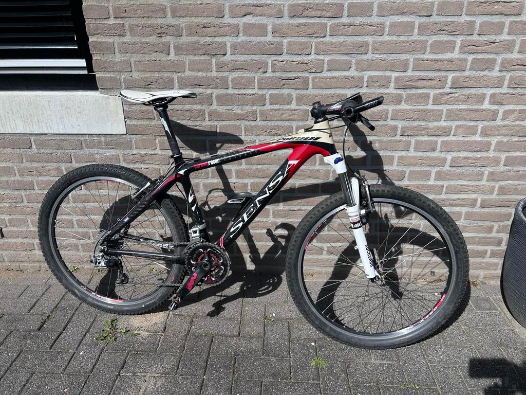 Sensa Pordoi Carbon Mountainbike - Ideaal voor beginner, Fietsen en Brommers, Fietsen | Mountainbikes en ATB, Gebruikt, Heren