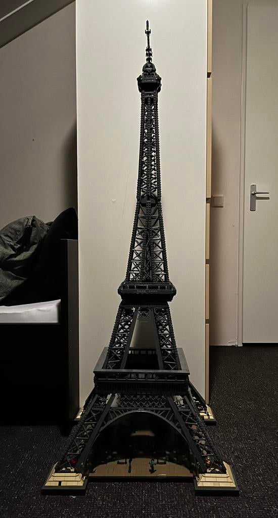 Eiffeltoren, Ophalen, Zo goed als nieuw