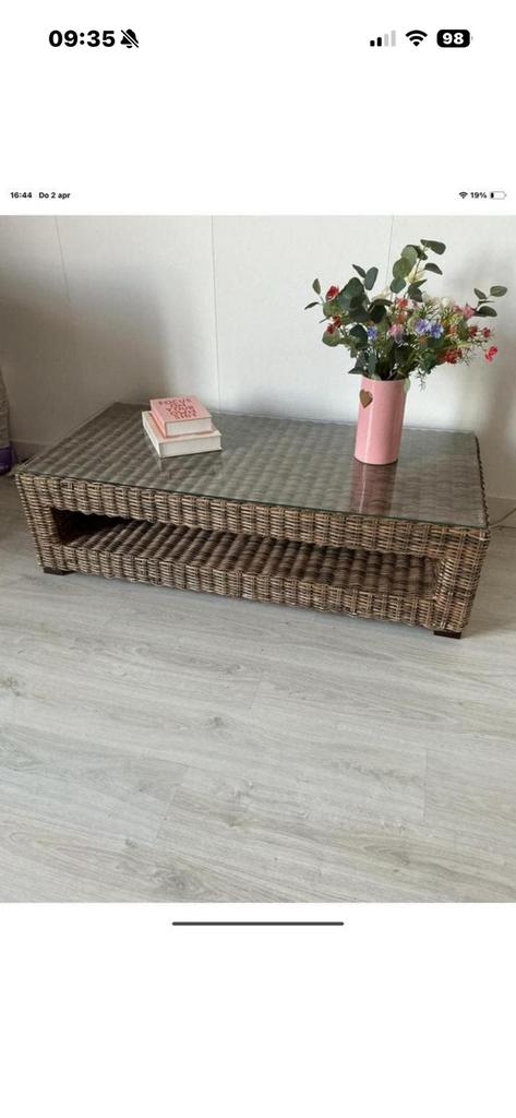 Salontafel met glasplaat, Ophalen, 100 tot 150 cm, 50 tot 100 cm, Zo goed als nieuw