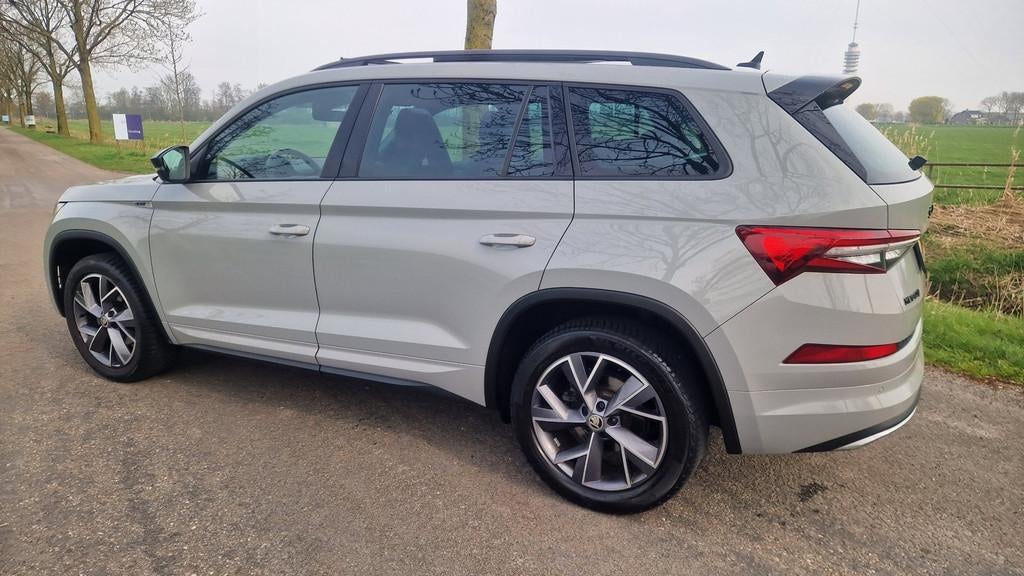 Skoda Kodiaq 1.5 TSI Sportline Business, pano, 1e eigenaar, Euro 6, 4 cilinders, 150 pk, Alcantara