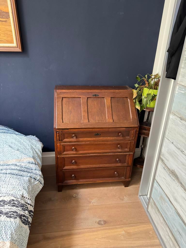 Antieke schrijftafel, Ophalen