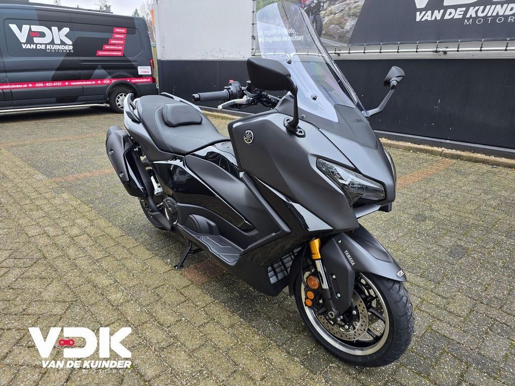 YAMAHA TMAX TECH MAX 560 (bj 2026) - foto 2