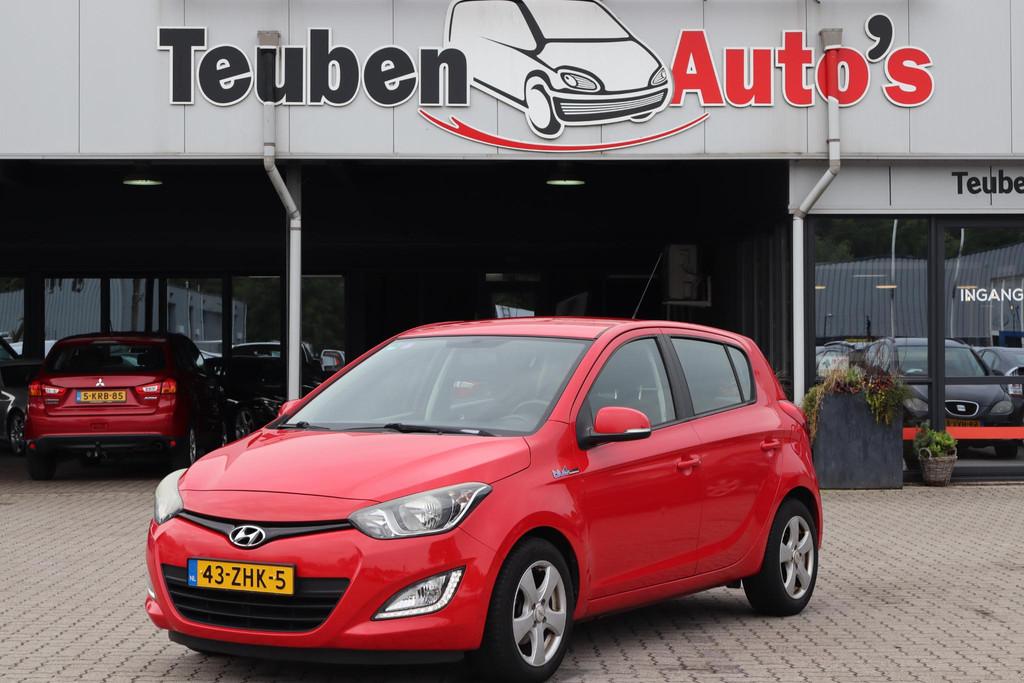Hyundai i20 1.2i i-Motion Airco, Elektrische ramen, Radio cd, Euro 5, Gebruikt, 31 €/maand, 4 cilinders