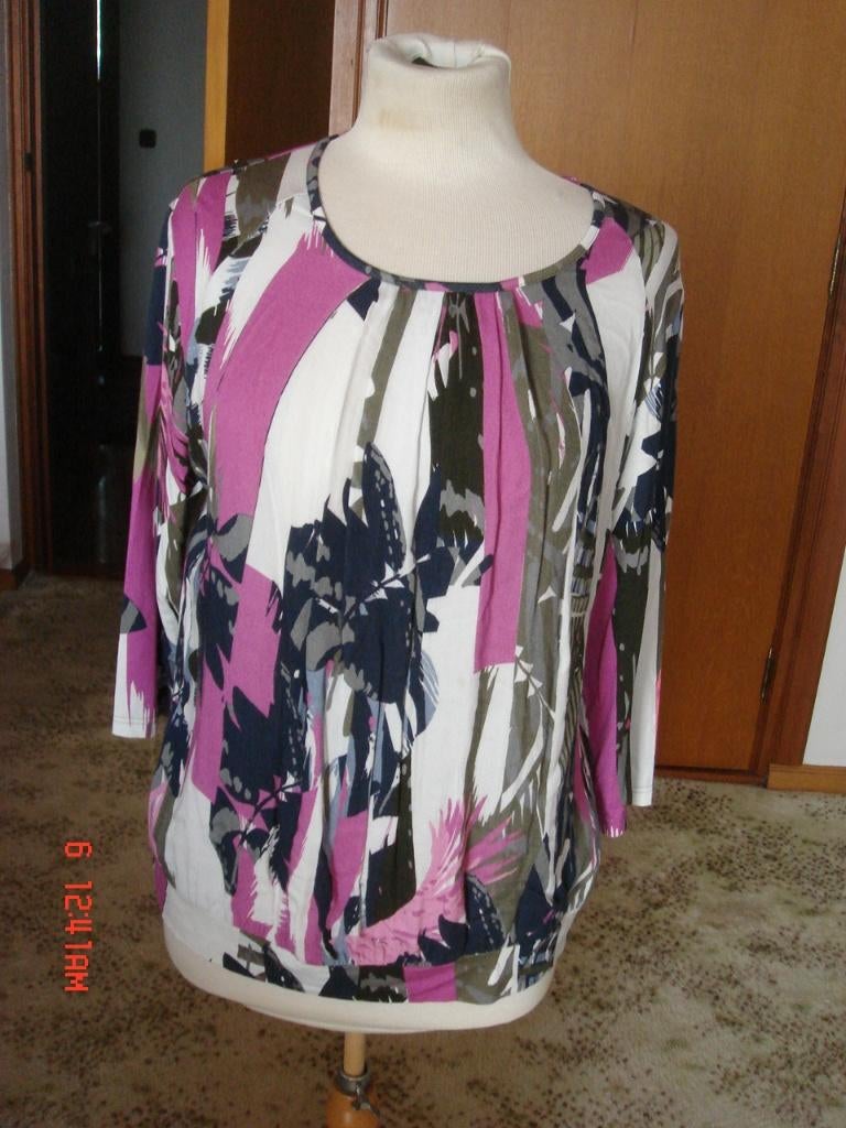 Frank Walder top/shirt blauw/groen/fucia 42, Kleding | Dames, Tops, Overige kleuren, Maat 42/44 (L), Ophalen of Verzenden, Zo goed als nieuw