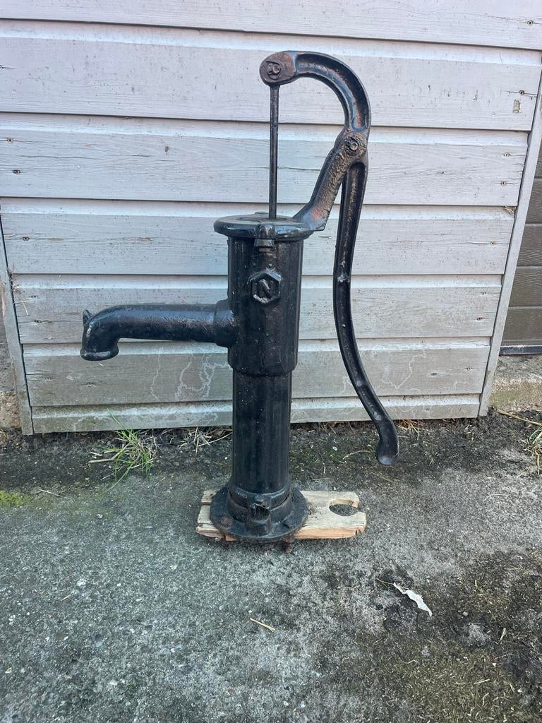Antieke Gietijzeren Waterpomp - Handmatig, Tuin en Terras, Ophalen of Verzenden, Gebruikt, Handmatig, Overige typen