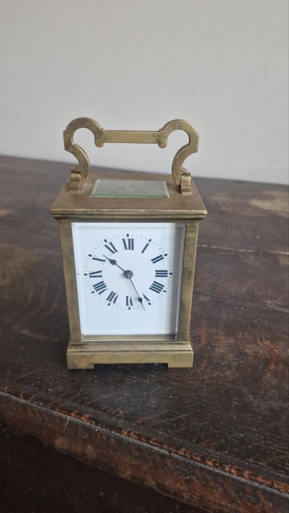 Antieke reisklokje - messing met Romeinse cijfers, Antiek en Kunst, Antiek | Klokken, Ophalen of Verzenden