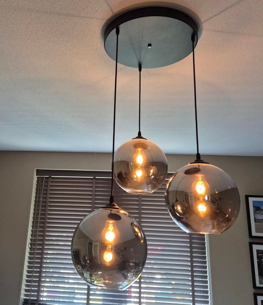 Hanglamp met 3 glazen bollen smoke spiegel, Ophalen of Verzenden, Zo goed als nieuw, 75 cm of meer