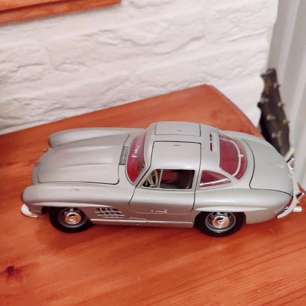 Mercedes-Benz 300 SL Schaalmodel - Zilver, Ophalen of Verzenden
