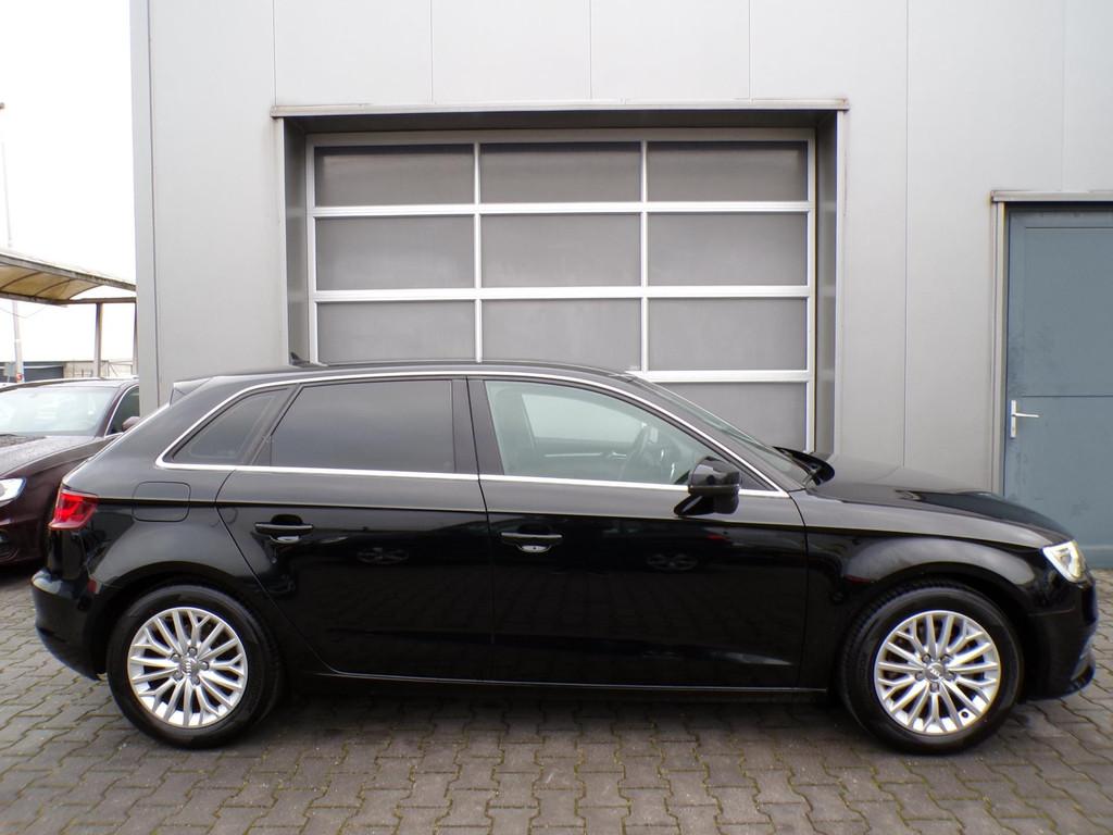 Audi A3 Sportback 1.4 TFSI Ambition Pro Line S|Cruise|Xenon, Voorwielaandrijving, Euro 5, Stof, Gebruikt
