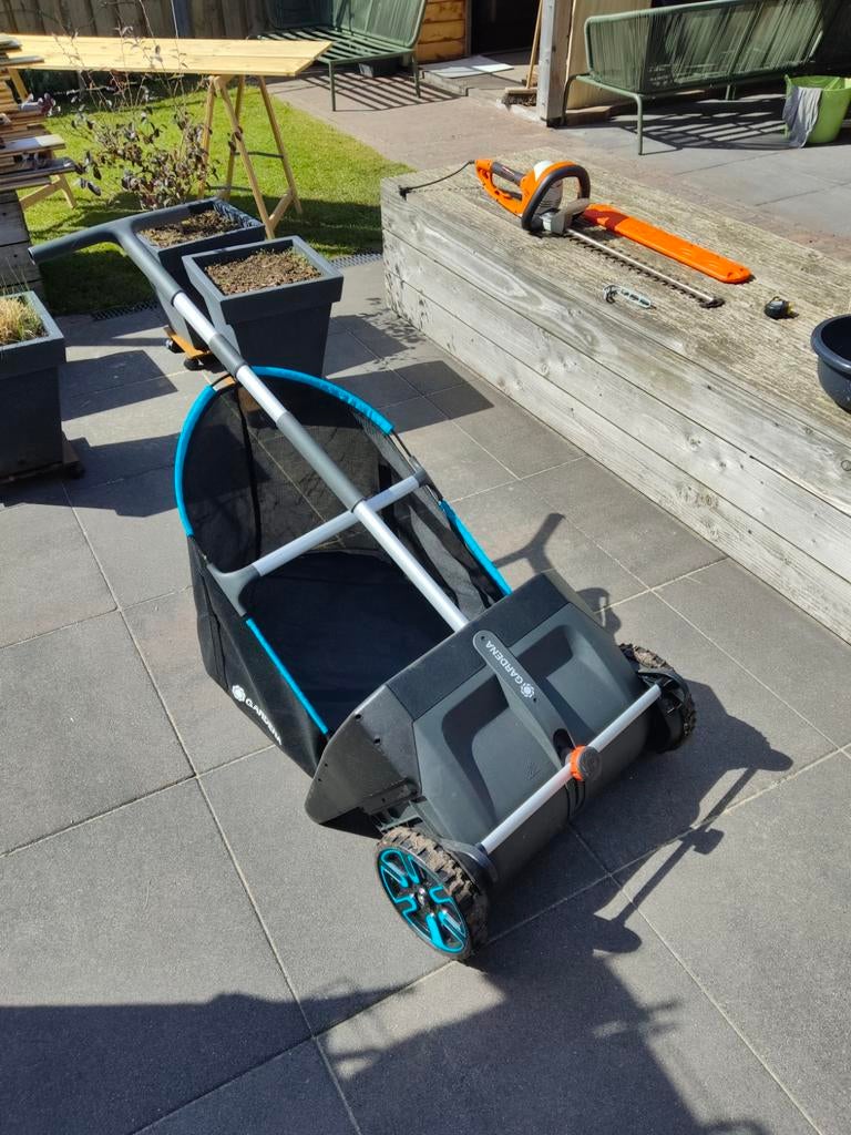 Gardena blad- en grasruimer met vangbak, Tuin en Terras, Verzenden, Gebruikt
