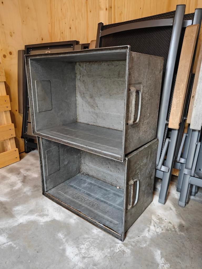 Metal bak voor binnen en buiten, Ophalen, Zo goed als nieuw, Metaal, Overige typen