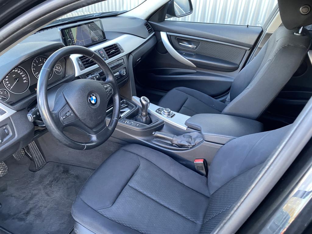 BMW 3 Serie Touring 316i High Executive iDrive, Navi, Clima,, Gebruikt, Euro 6, 4 cilinders, Zwart