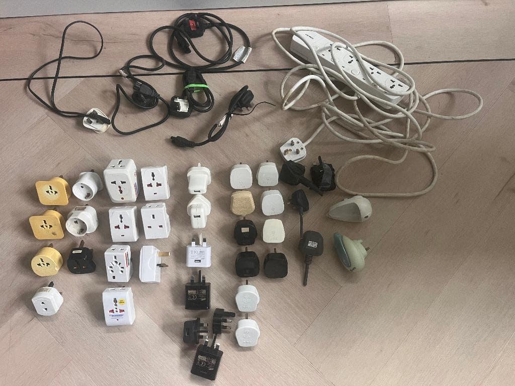 Diverse engelse stekkers, adapters, etc., Ophalen, Gebruikt