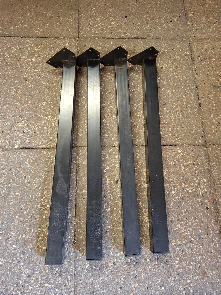 Set van 4 metalen tafelpoten - 72,5 cm hoog, Ophalen of Verzenden