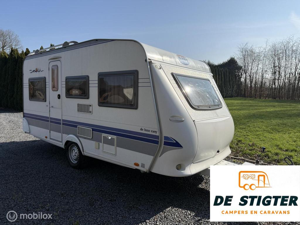 Hobby 450 UF de Luxe easy vastbed Rondzit Voortent Luifel, Caravans en Kamperen, Hobby, Bedrijf, Koelkast, 6 tot 7 meter